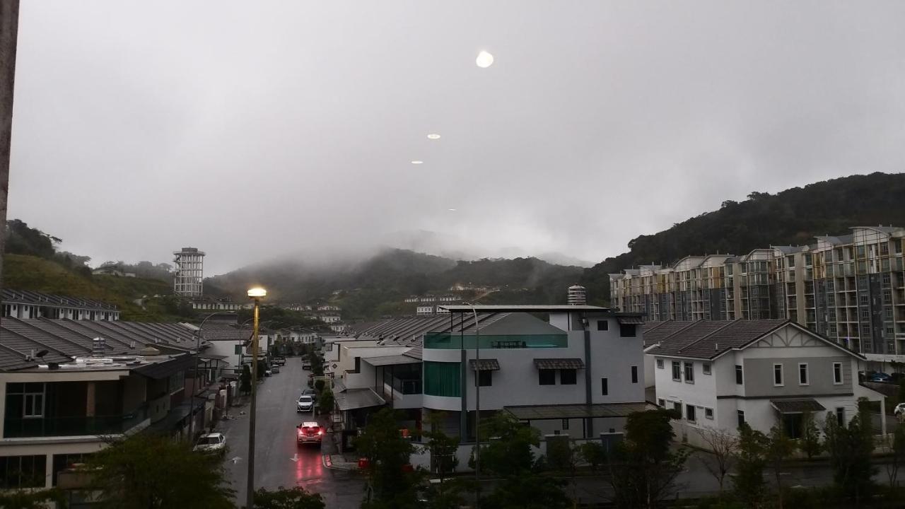 Misty Wonderland Cameron Next To Night Market 9 Pax Apartment Cameron Highlands Exterior photo